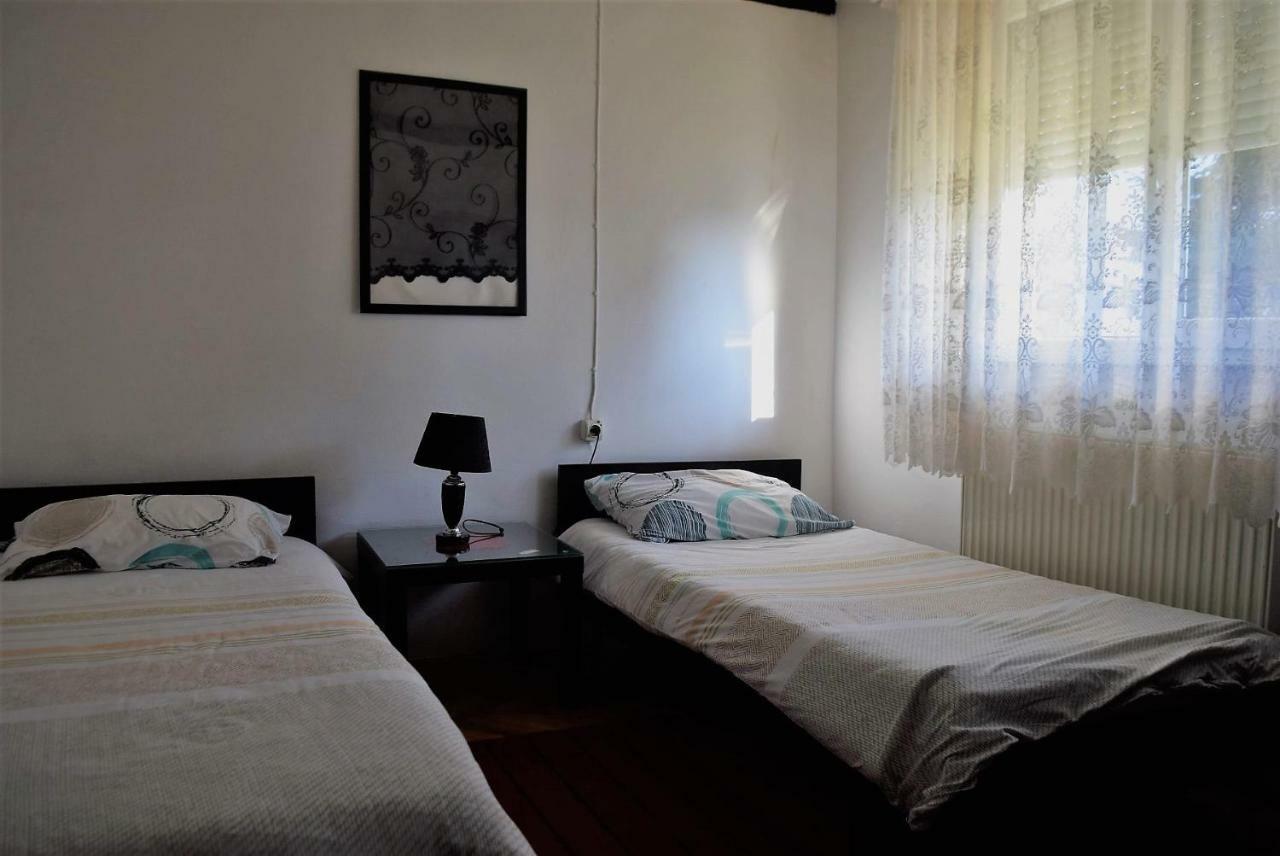 Petrograd Apartment Bitola Bagian luar foto