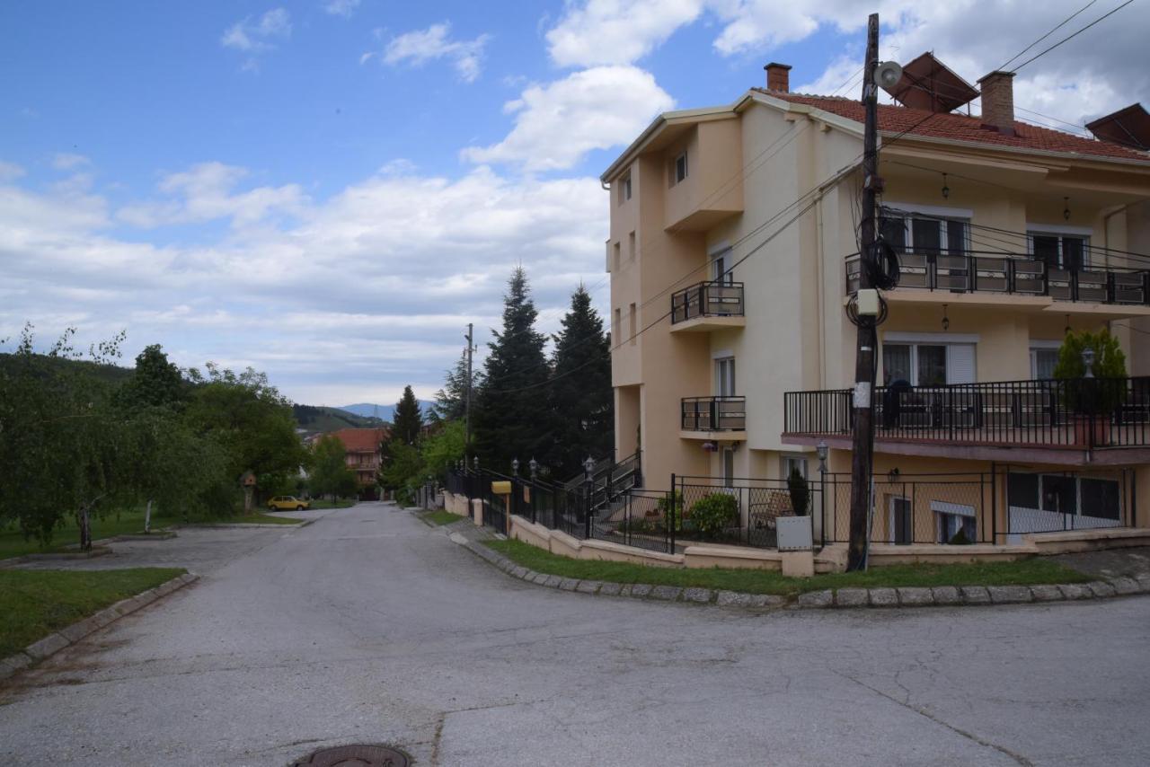 Petrograd Apartment Bitola Bagian luar foto